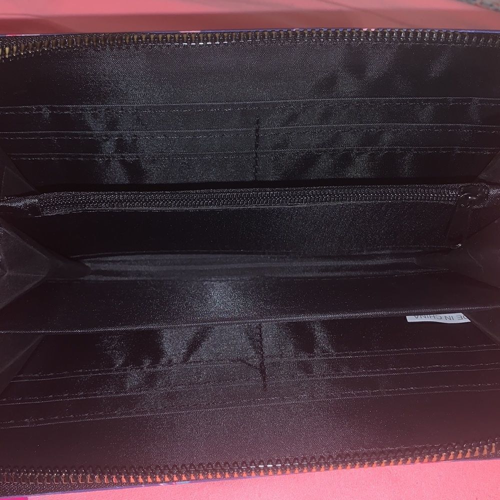 Butterfly Wallet  - Picture 8 of 9